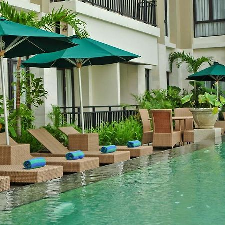 Grand Kuta Hotel And Residence Legian Exterior foto
