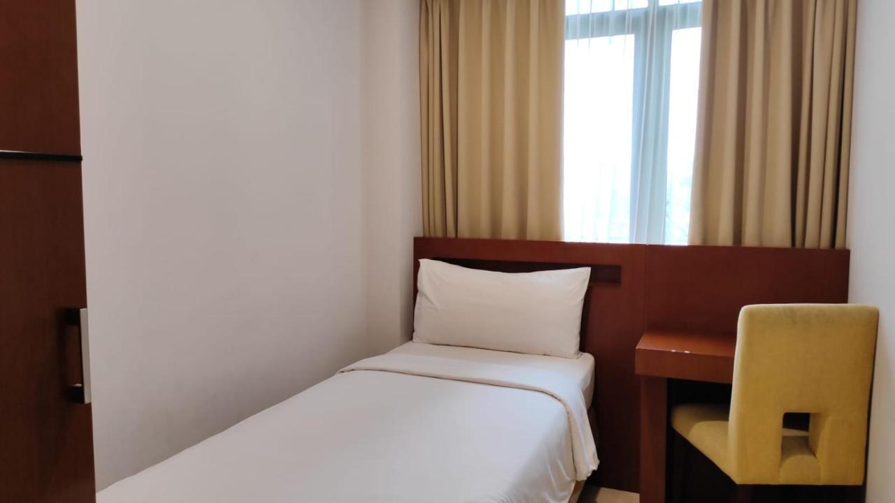 Grand Kuta Hotel And Residence Legian Exterior foto