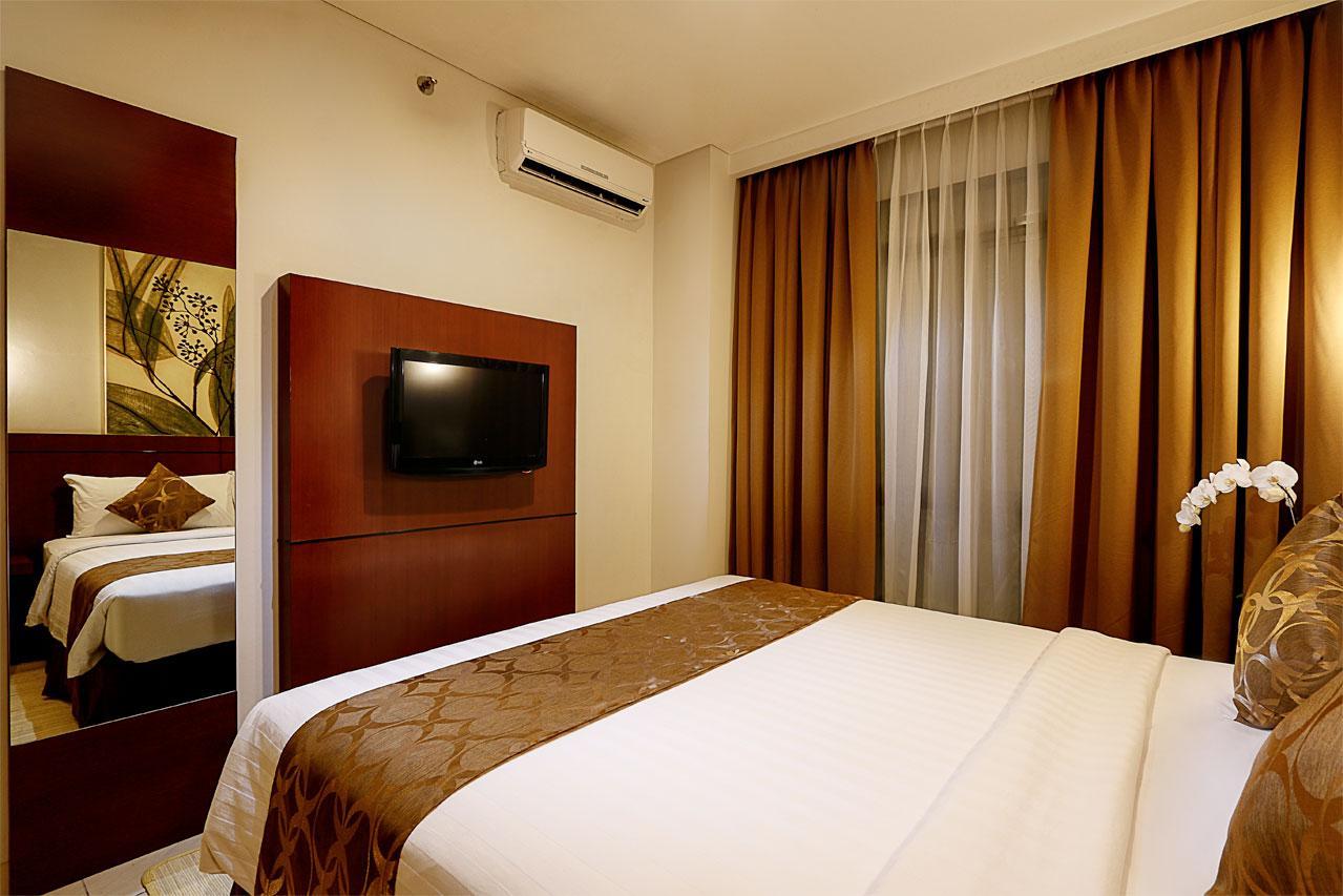 Grand Kuta Hotel And Residence Legian Exterior foto