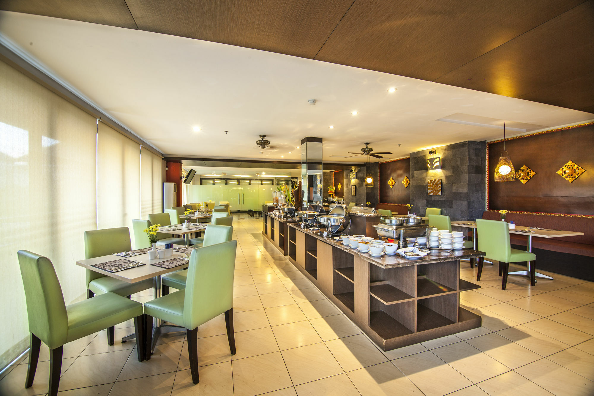 Grand Kuta Hotel And Residence Legian Exterior foto